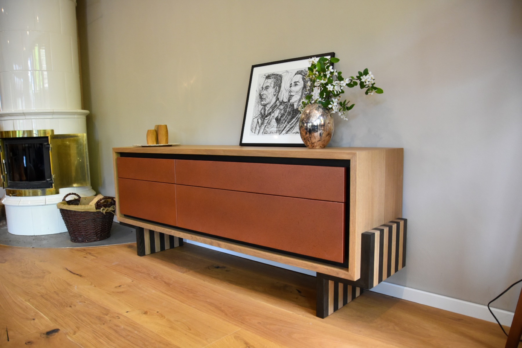 Projektfoto aus der Werkstatt mit Massivholz