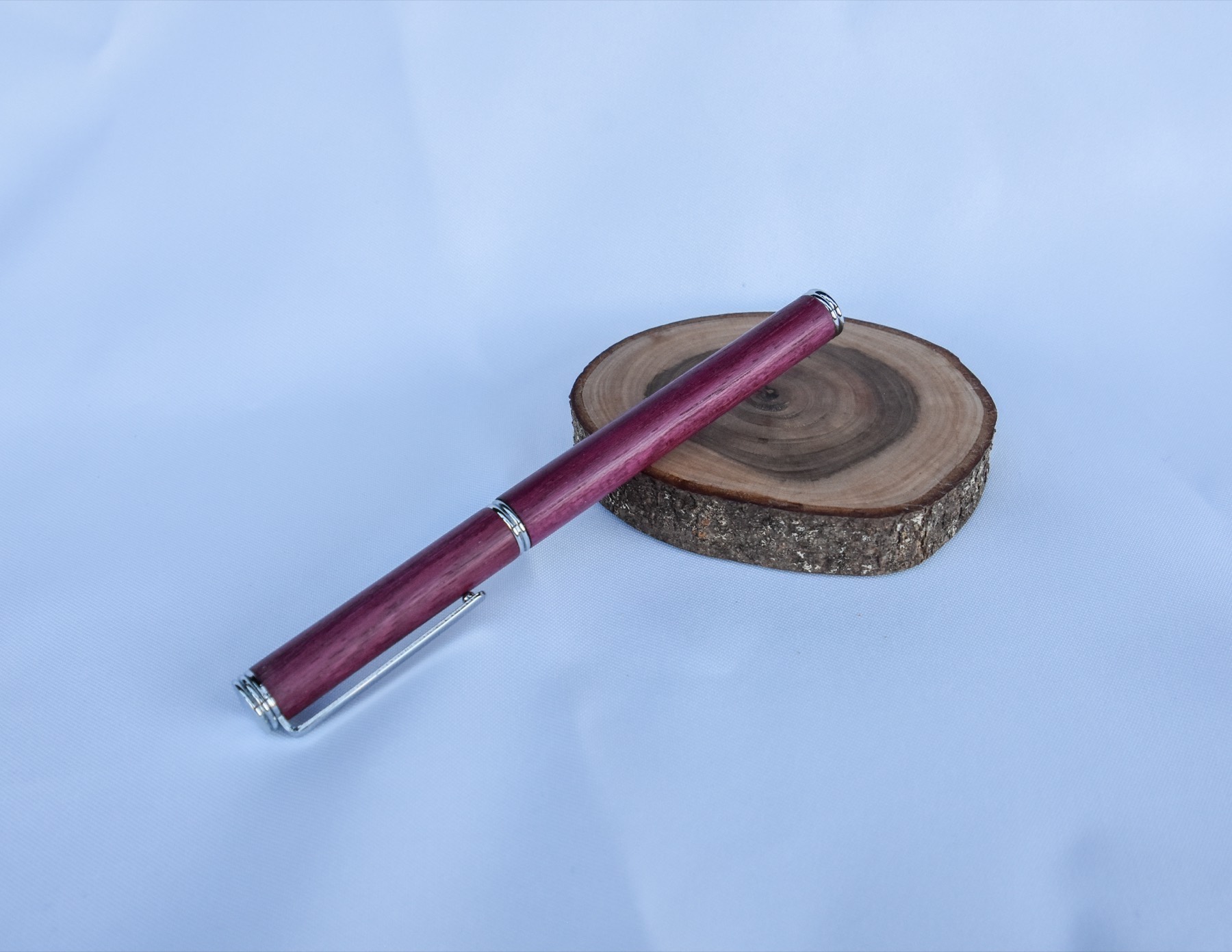 Gedrechselter Rollerball Stift aus Amaranth